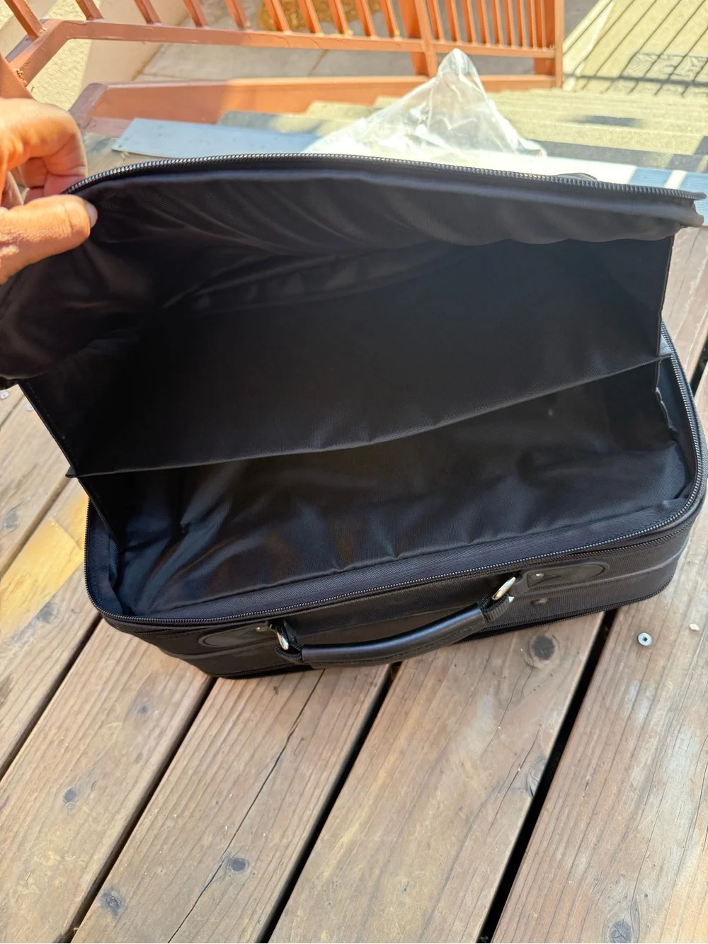 Sniffer Technologies Black Portable Gear Bag